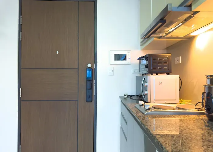 Apartment 1br Bgc, One Uptown B001