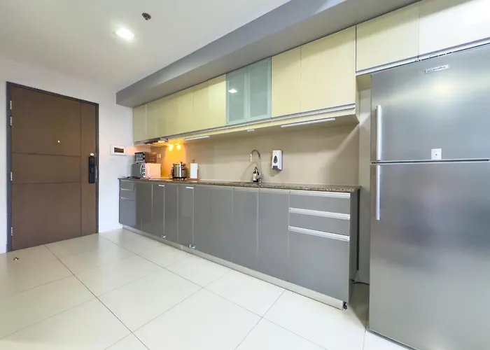 Apartment 1br Bgc, One Uptown B001 *