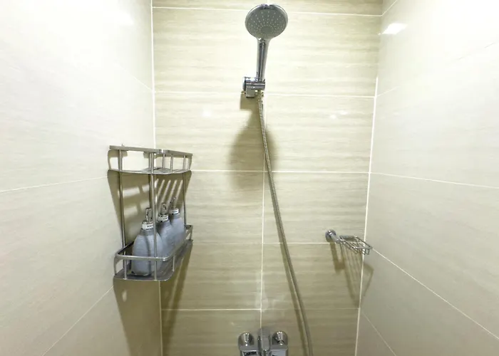 1br Bgc, One Uptown B001 Apartment Manila